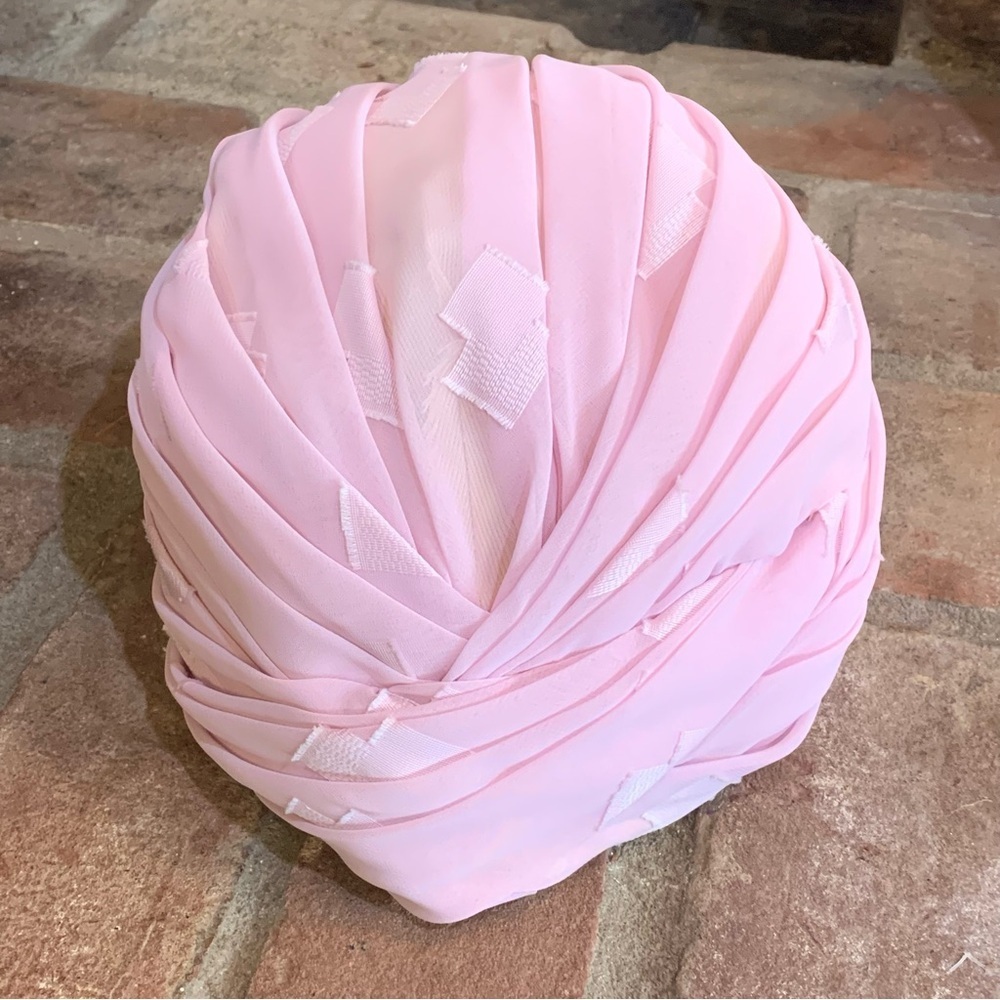 Vintage Pink Pleated Layered Hat Designers Exclusive Touch Tag Mid Century